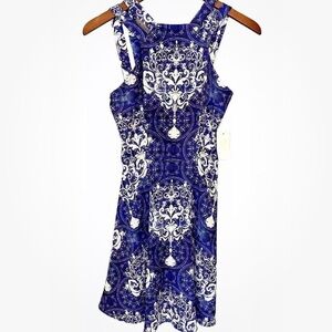 B. Darlin Dress Blue & White Fit Flare Sleeveless Size 1/2
